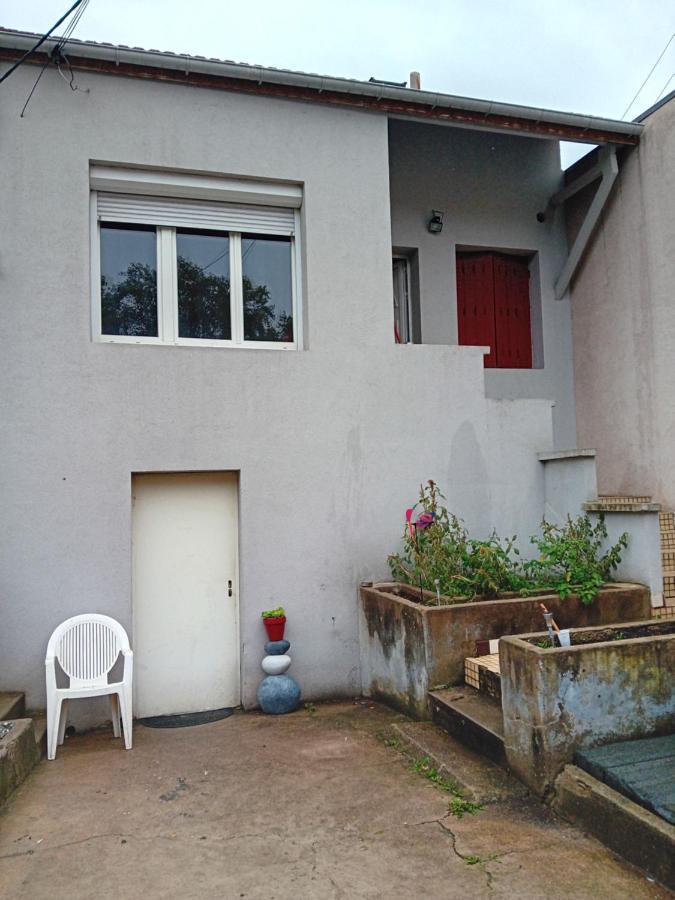 Une Maison En Ville Saint-Denis (Seine-Saint-Denis) Exterior foto